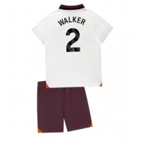 Otroški Nogometni dresi Manchester City Kyle Walker #2 Gostujoči 2023-24 Kratek Rokav (+ Kratke hlače)